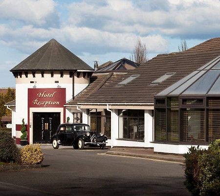 Lodge Hotel Coleraine Exterior photo